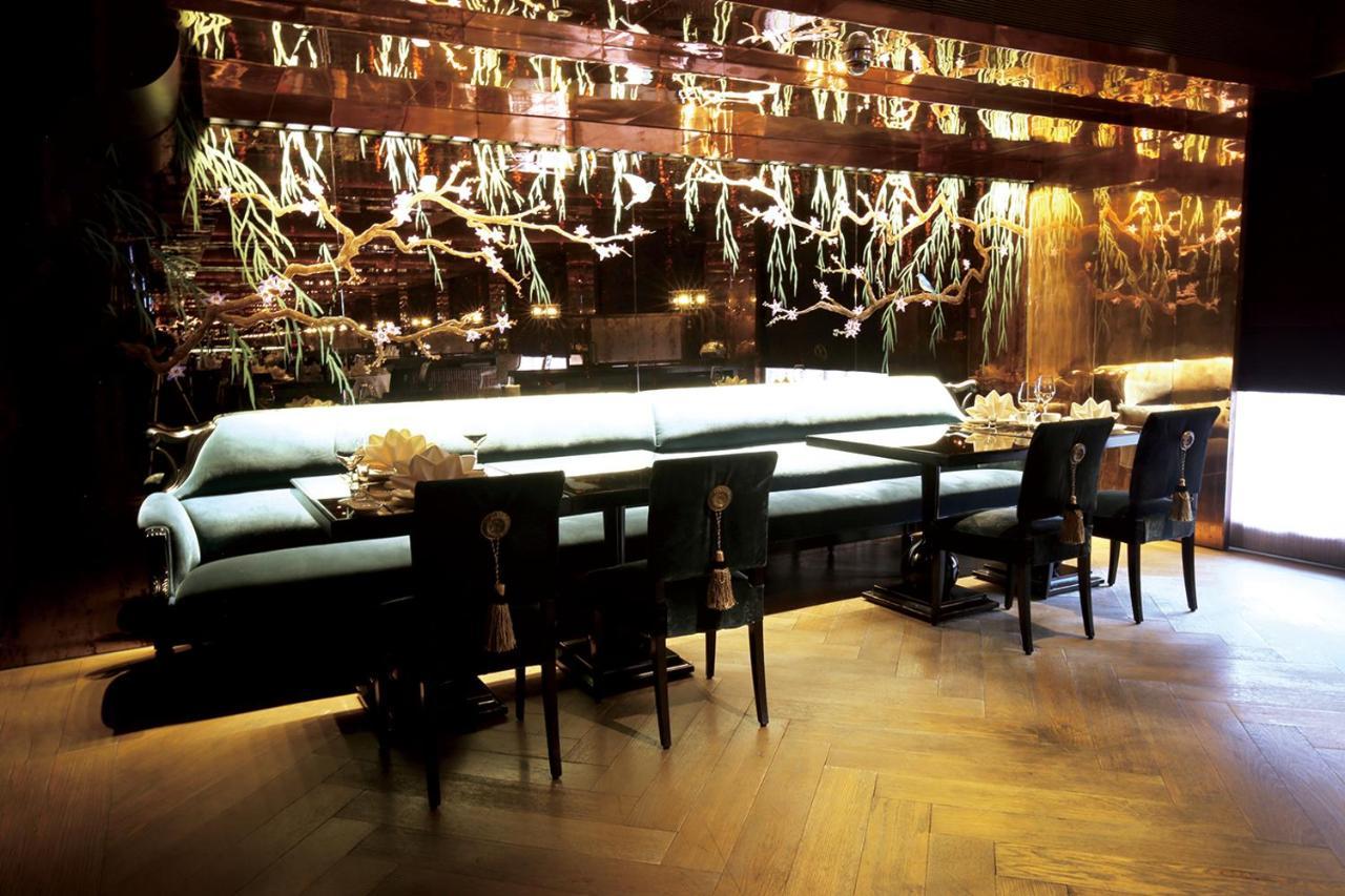 Palais De Chine Hotel Taipei Exteriör bild Interior of the restaurant