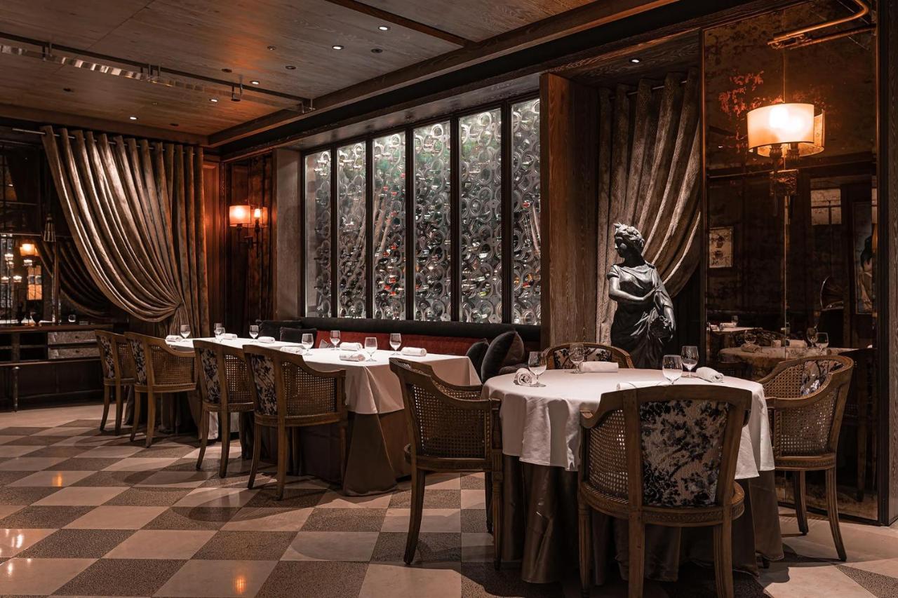 Palais De Chine Hotel Taipei Exteriör bild Restaurant in the hotel